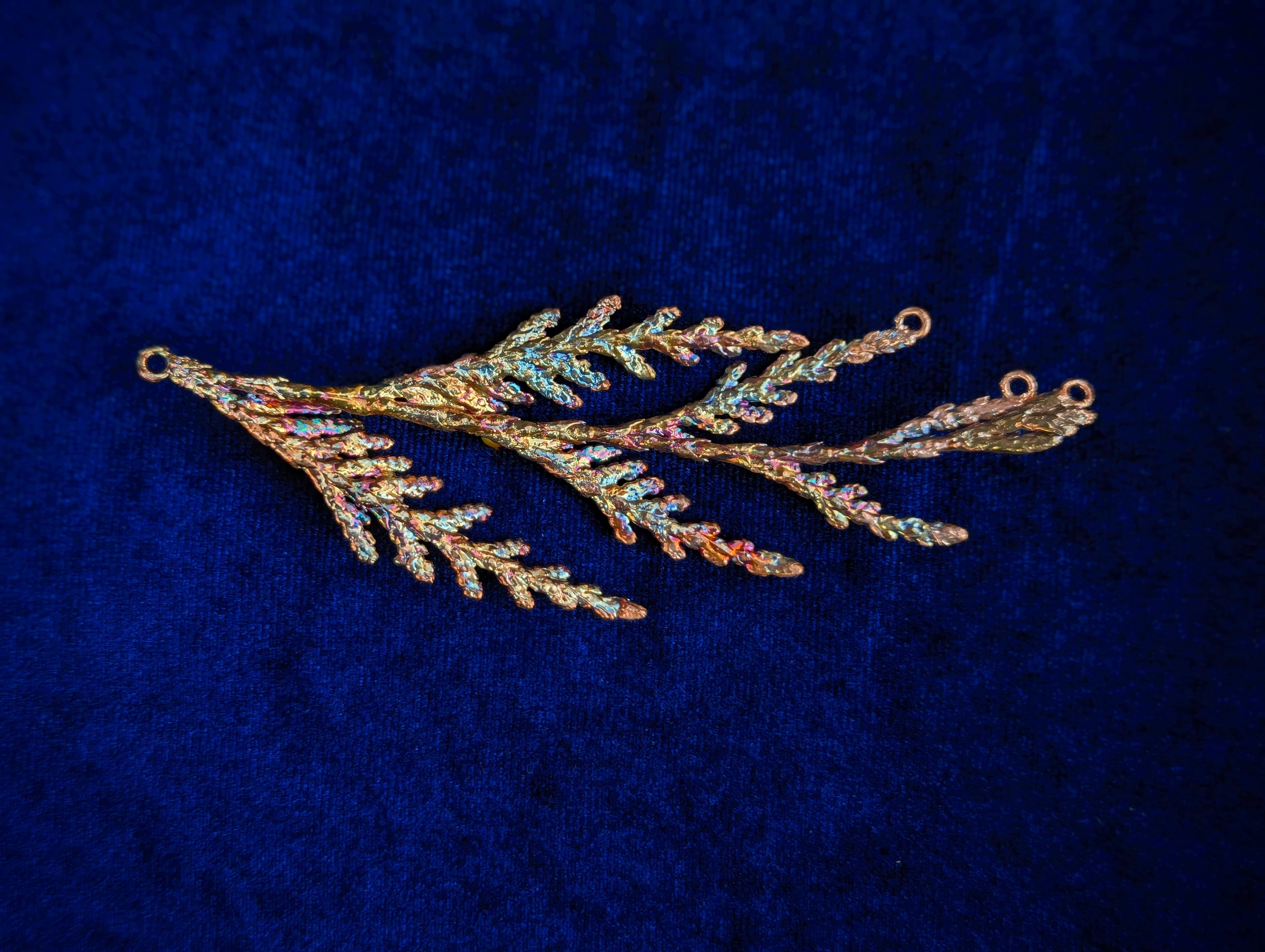 Western Redcedar Necklace (pendant only)